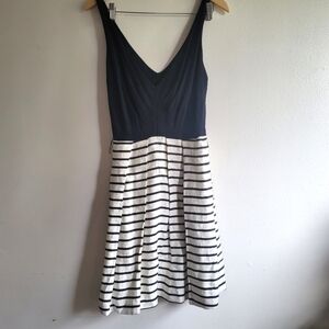 Eva Franco, Alexa Dress in Jack &‎ Jill Stripe (black & ivory), Size 4 -NWT